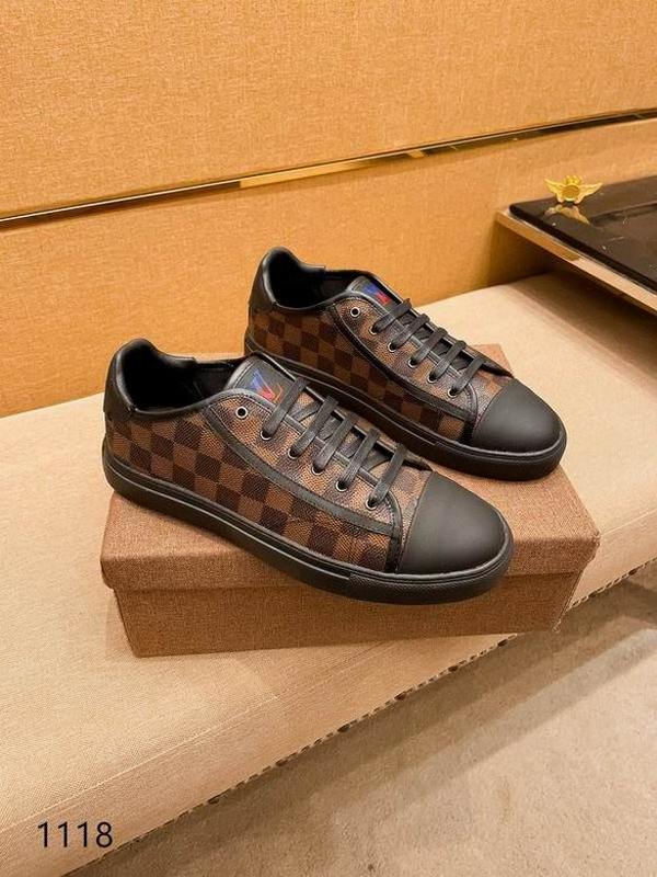 LV Men's Shoes 957